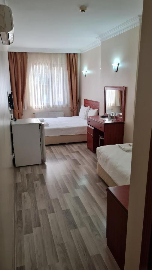 Emos Hotel Истанбул Екстериор снимка