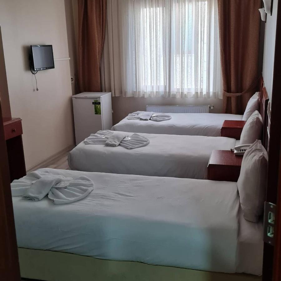 Emos Hotel Истанбул Екстериор снимка