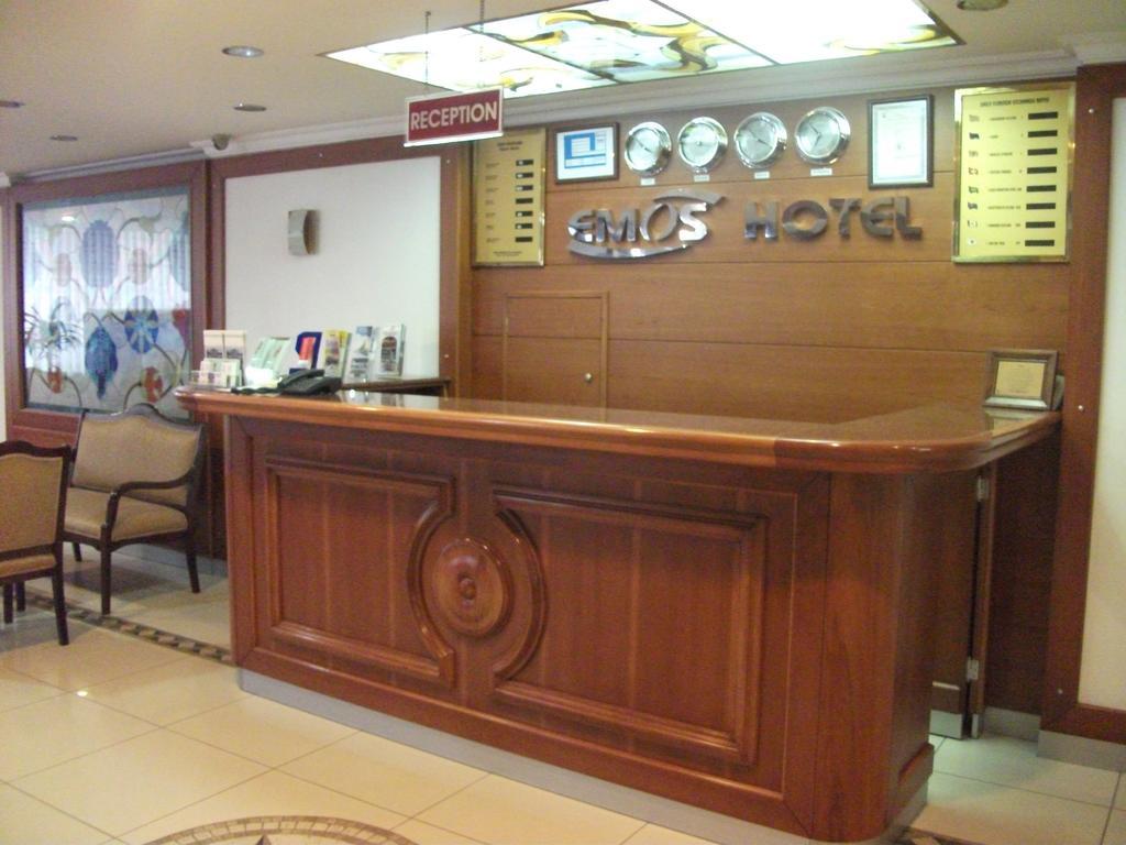 Emos Hotel Истанбул Екстериор снимка