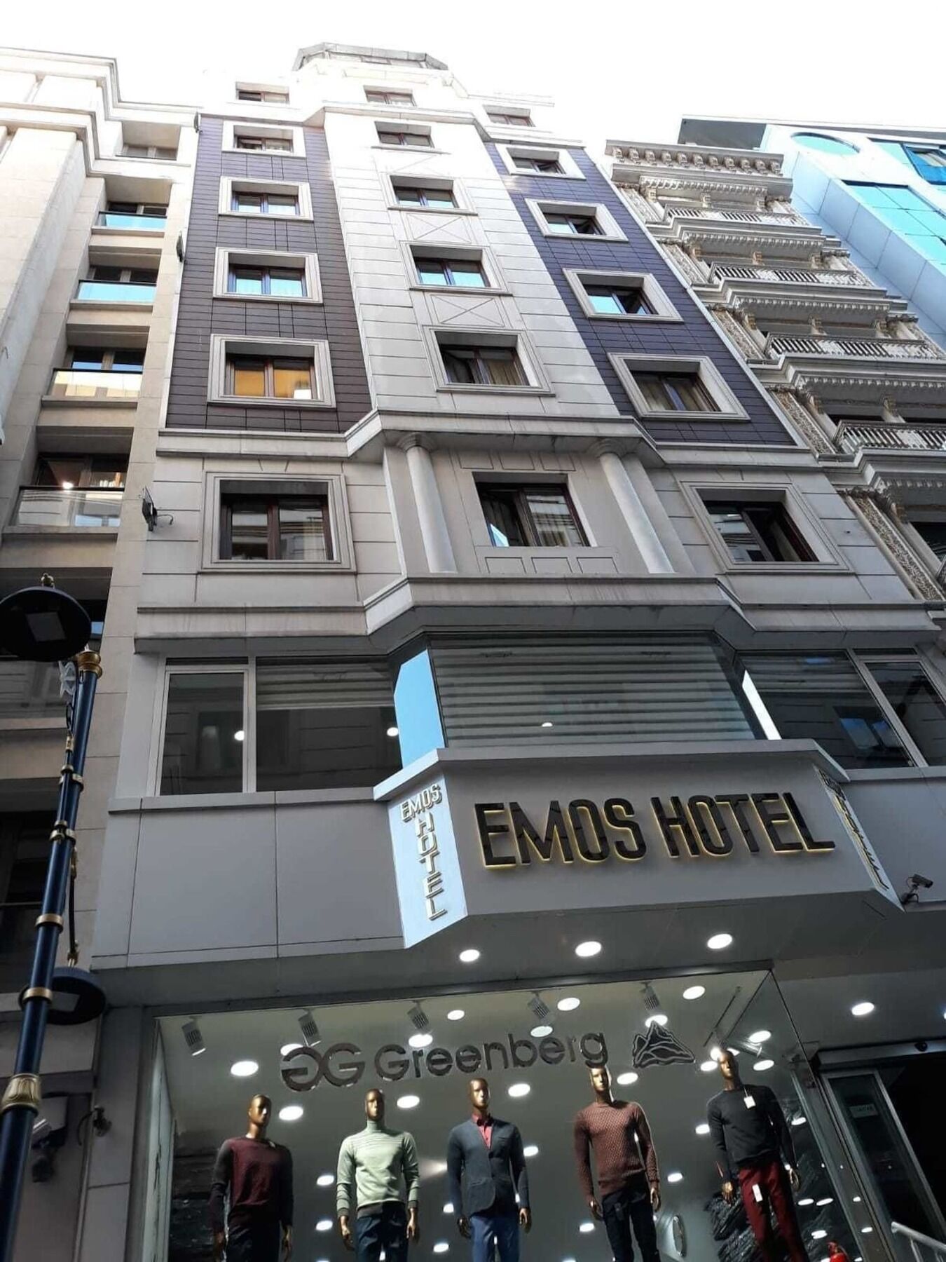 Emos Hotel Истанбул Екстериор снимка